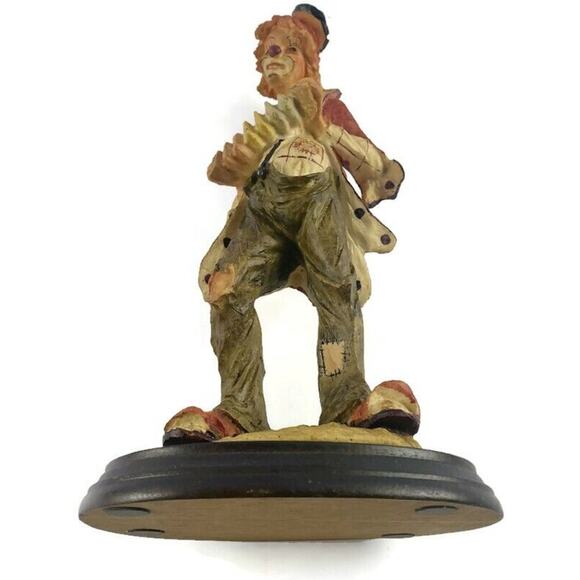 Pucci Arnart Hobo Clown 12 Inch Figurine With Accordion On Wood Stand - Picture 4 of 8